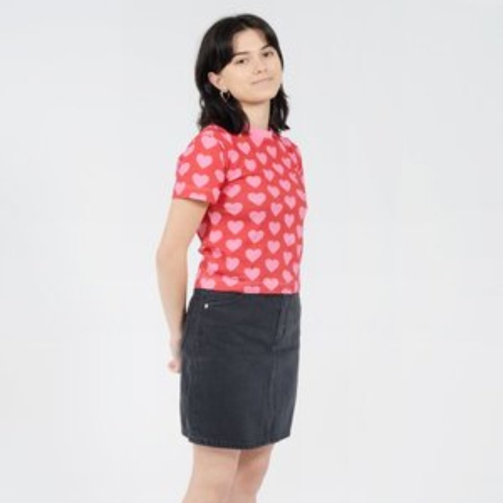 Like New Lazy Oaf SOLD OUT rare fitted all over heart print t shirt